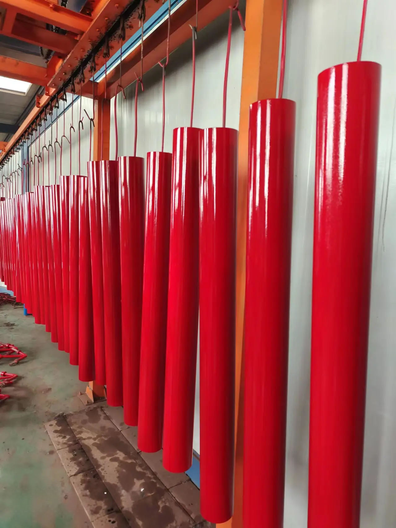 A reliable manufacturer of conveyor belts, idlers, drums, supports and the entire conveyor system