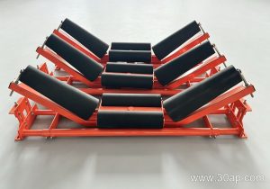 Can a Conveyor Bracket Stop Belt Wander Without Frequent Adjustments at a Bulk Port?