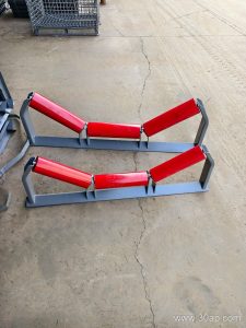 How Should a Conveyor Bracket Be Installed on a Wet Outdoor Conveyor to Keep Idlers Aligned