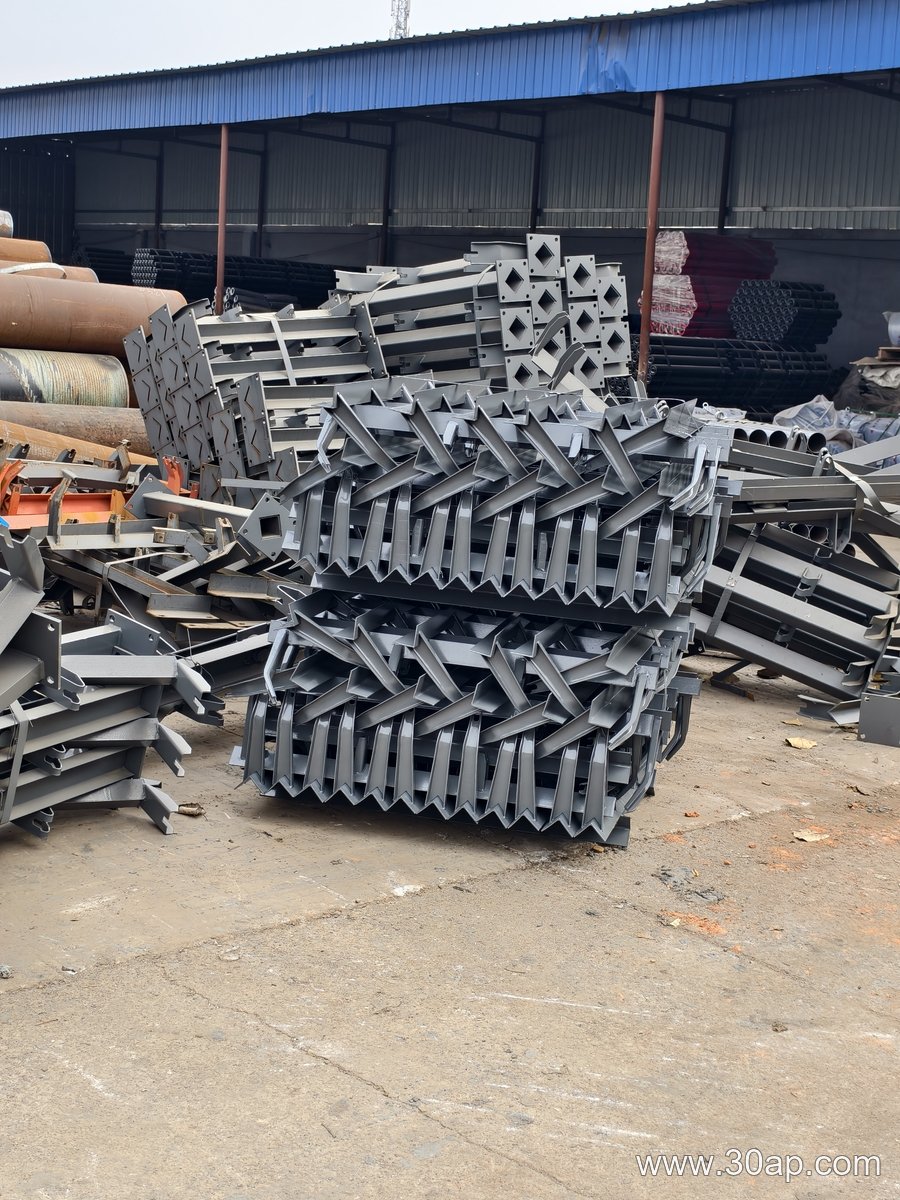 Heavy-Duty Steel Conveyor Bracket