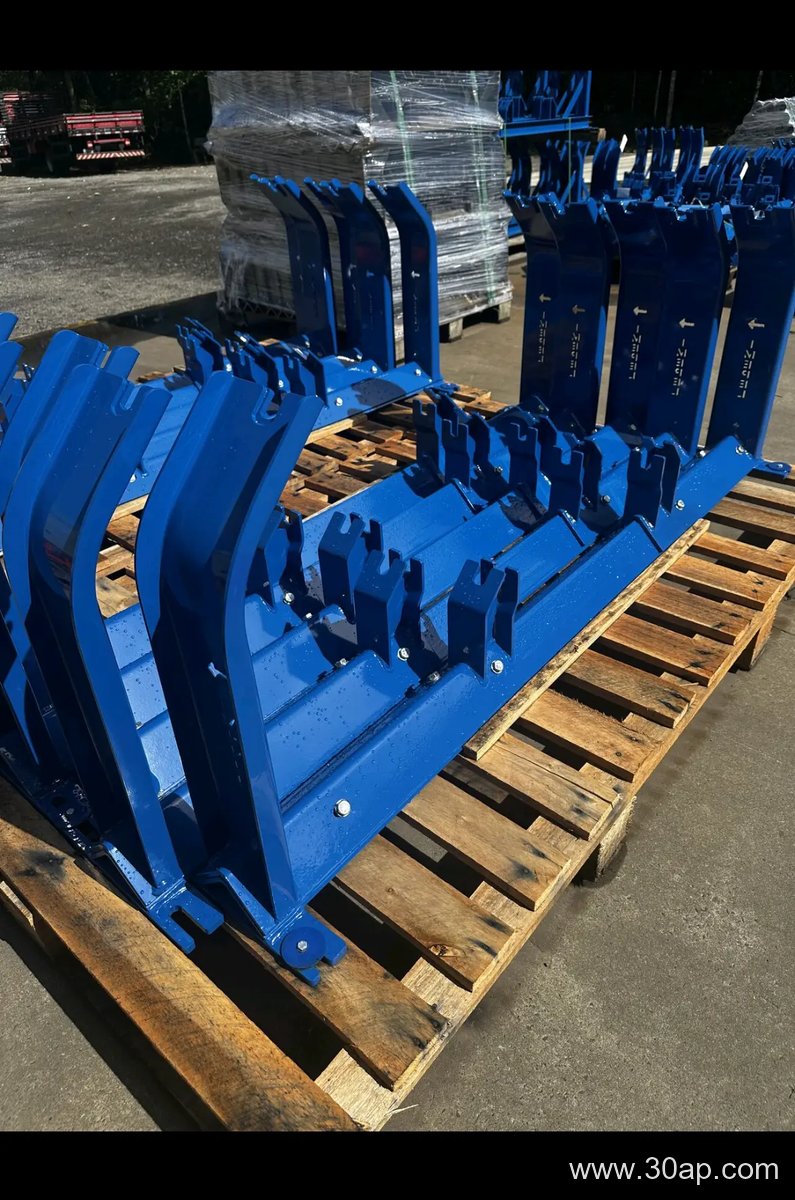 Mining Conveyor Bracket Manufacturer product image