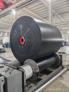 What Checks Before Startup Keep a New Conveyor Belt Tracking True in a Cement Plant