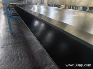 How Does a Quarry Conveyor Belt Resist Cutting and Abrasion from Sharp Rock