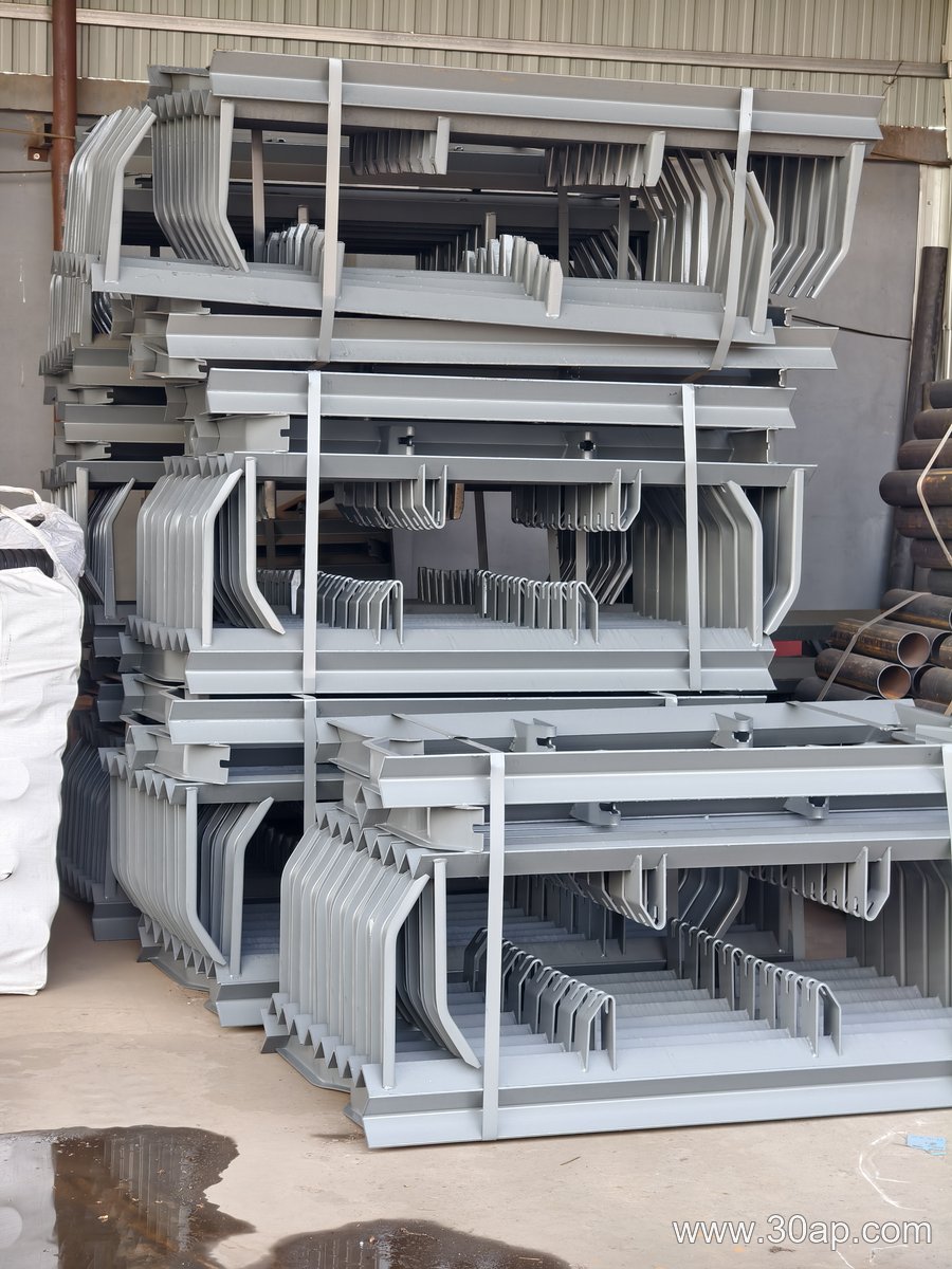 Q355 Conveyor Bracket product image