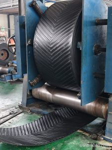How to Choose the Right Conveyor Belt for Industrial Export