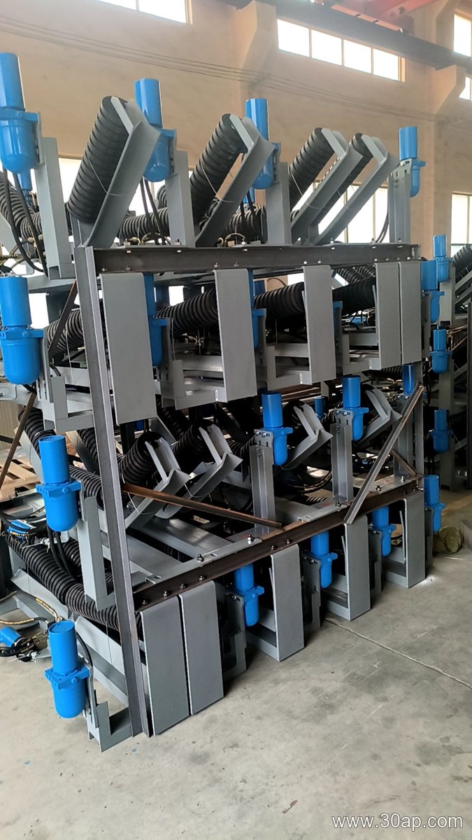 Four-Roll Idler Bracket