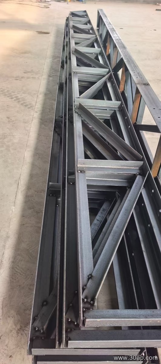 Four-Roll Idler Bracket