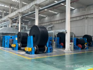 Can a Fabric Core Conveyor Belt Handle Hot Clinker in a Cement Plant? A Practical Application Scenario