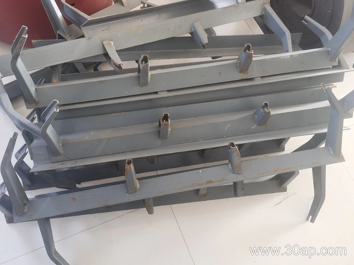 Three-Roll Idler Bracket