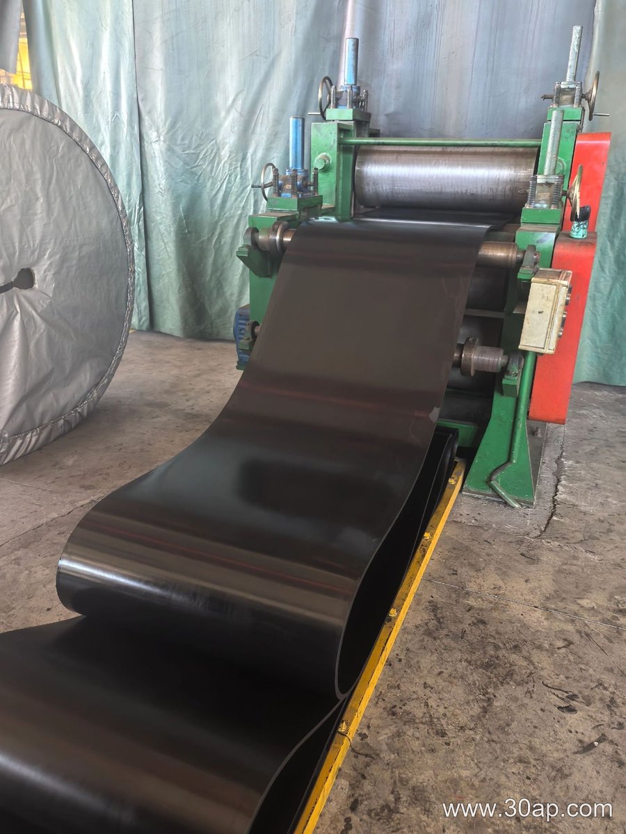 Heavy-Duty Conveyor Belt product image