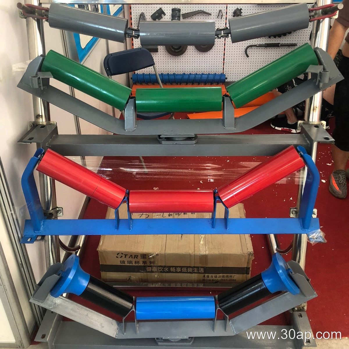 conveyor bracket