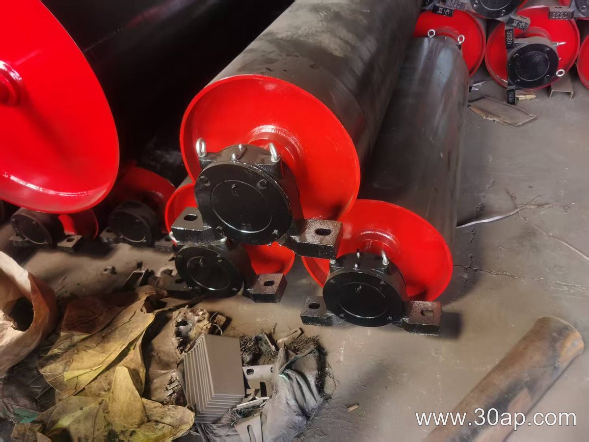 Maintaining a Conveyor Pulley in Wet Outdoor Conditions: Inspection, Preventive Care and Replacement Signals