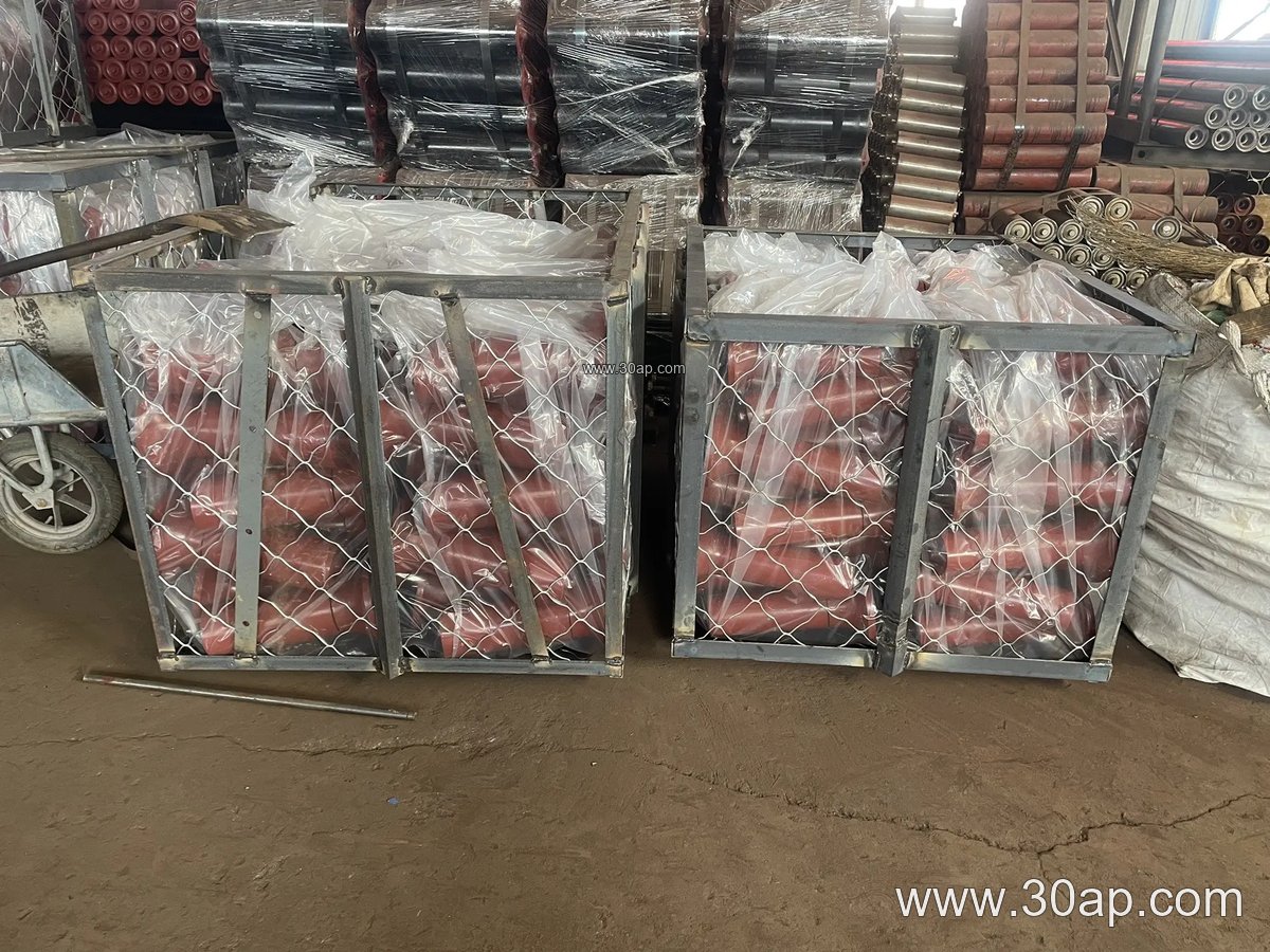 Conveyor Belt Tracking Idler
