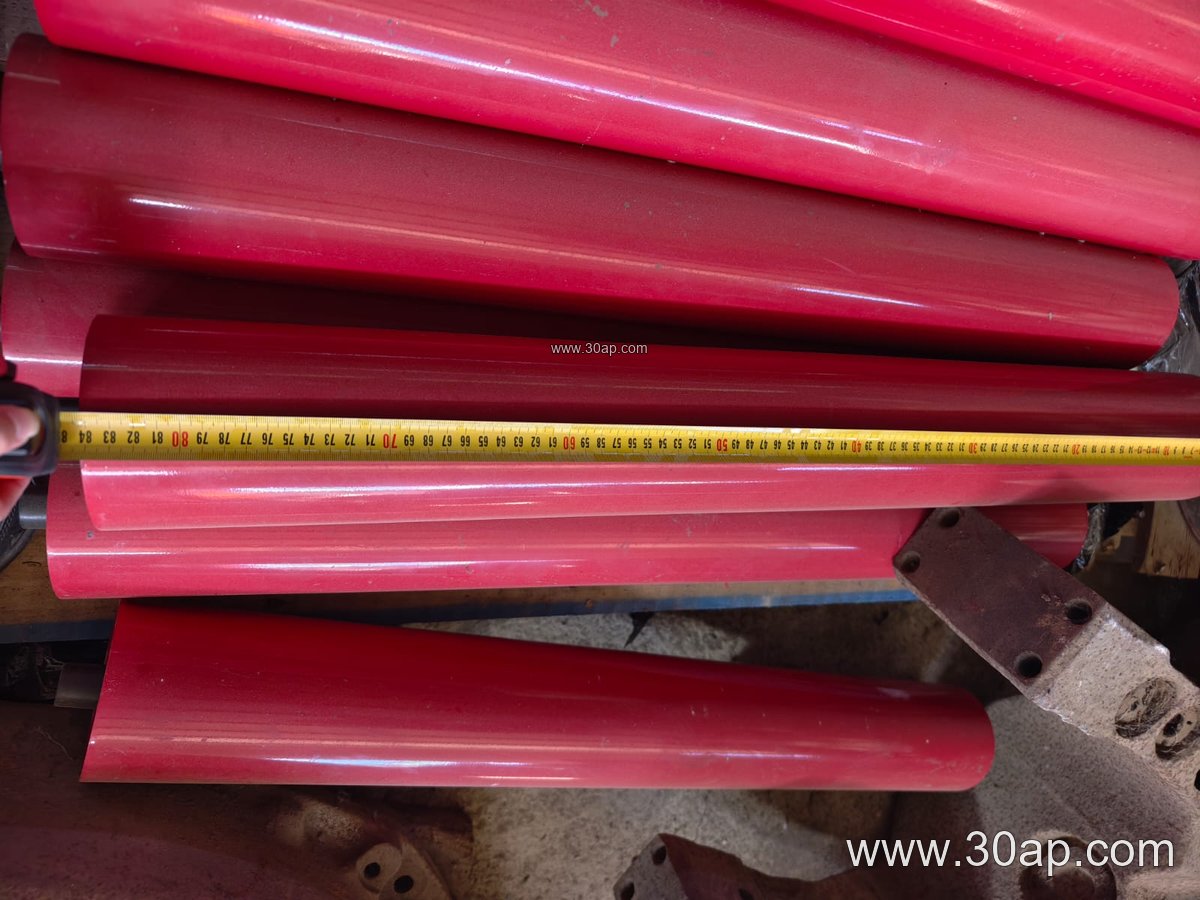 Conveyor Self-Aligning Idler