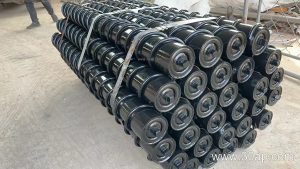 Anti-Sticking Idler for Conveyors That Handle Wet and Sticky Bulk Materials