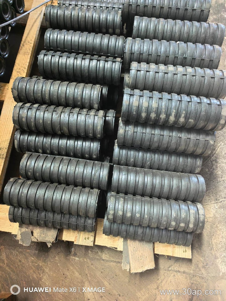 High-Angle Conveyor Trough Idler