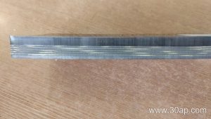 Thick Conveyor Belt Guide for Heavy Duty Material Handling