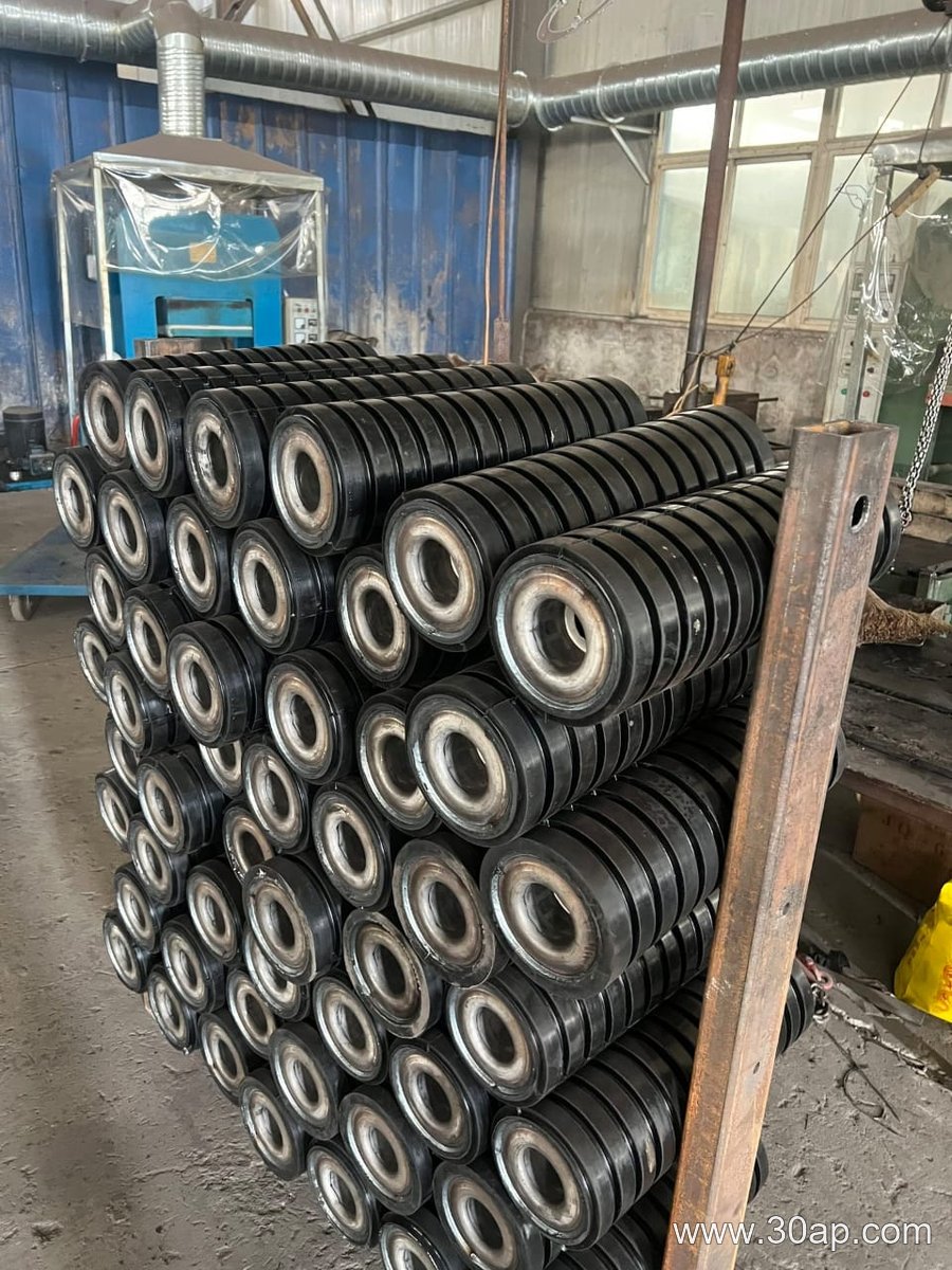 High-Angle Conveyor Trough Idler