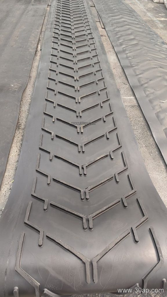 ST2500 Conveyor Belt