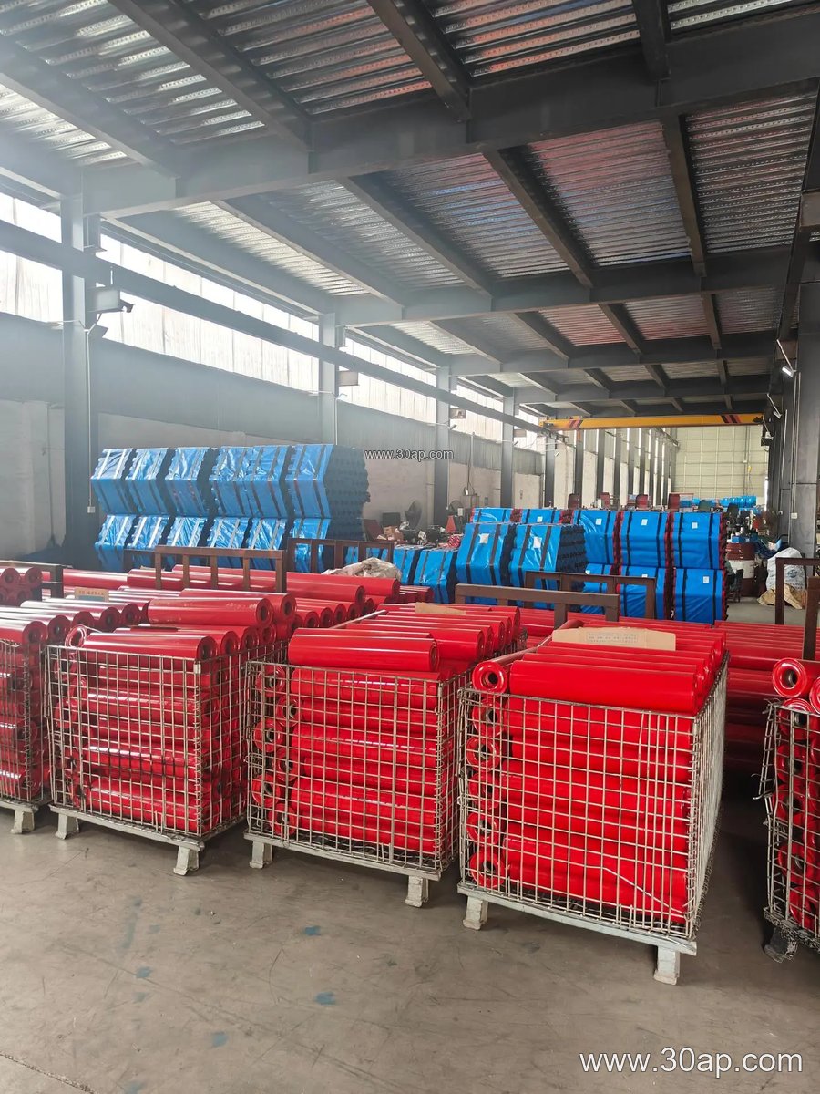 Conveyor Belt Tracking Idler