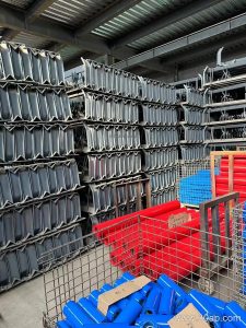 Conveyor Bracket Assembly for Troughed Belt Conveyors