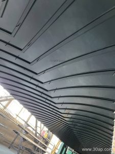 1000mm Conveyor Belt Selection Guide for Heavy Duty Material Handling