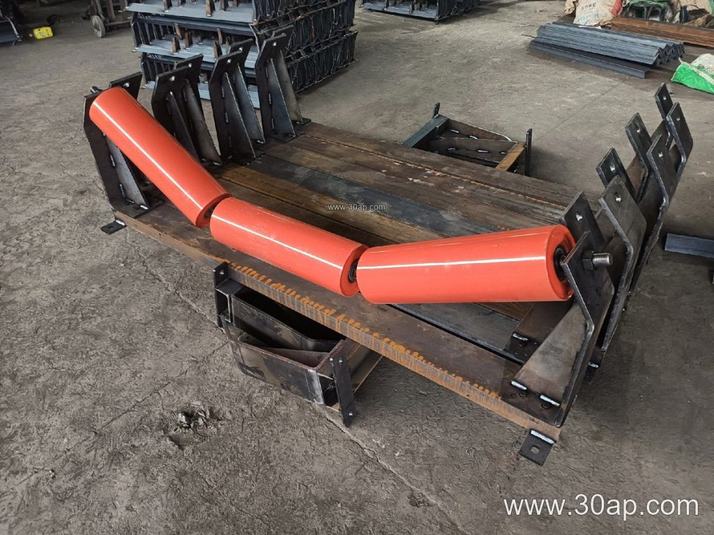 Conveyor Self-Aligning Idler