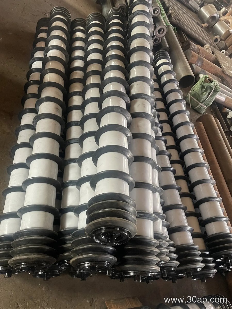 High-Angle Conveyor Trough Idler