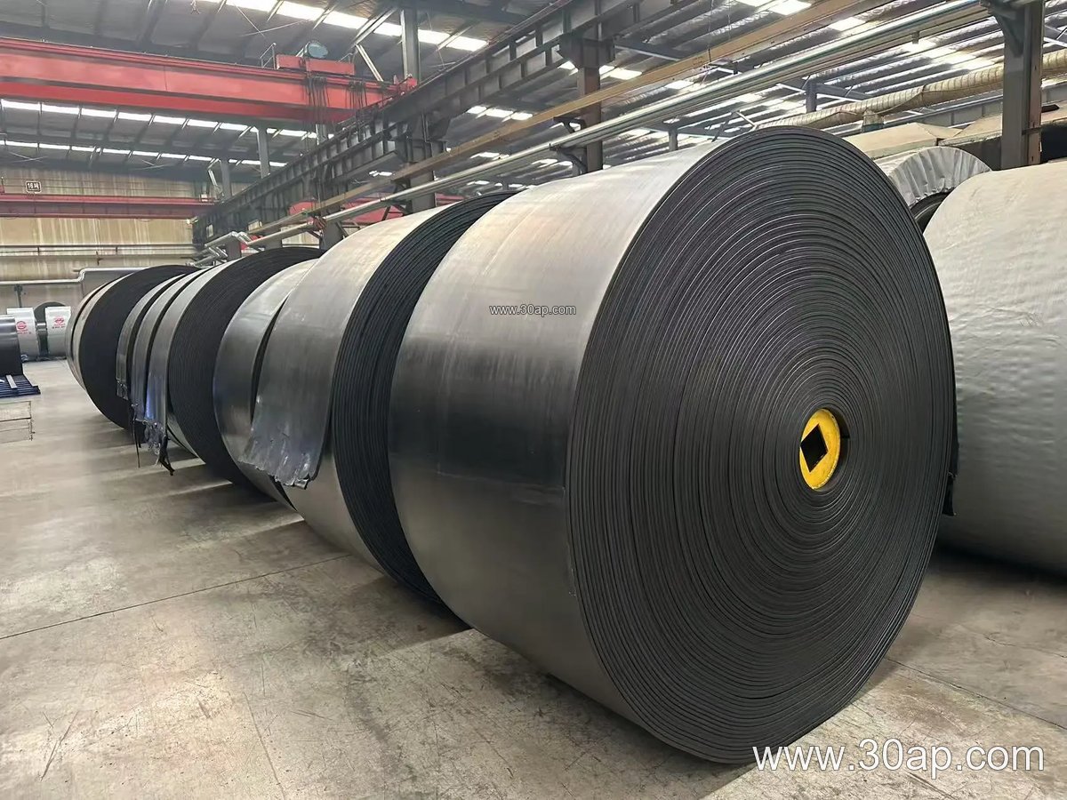 Underground Conveyor Belt