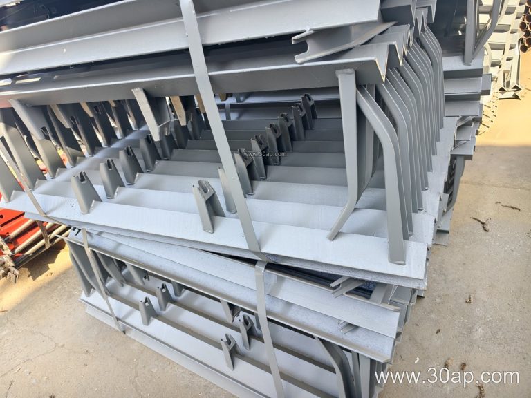 Belt Conveyor Bracket Design for Stable Idler Support