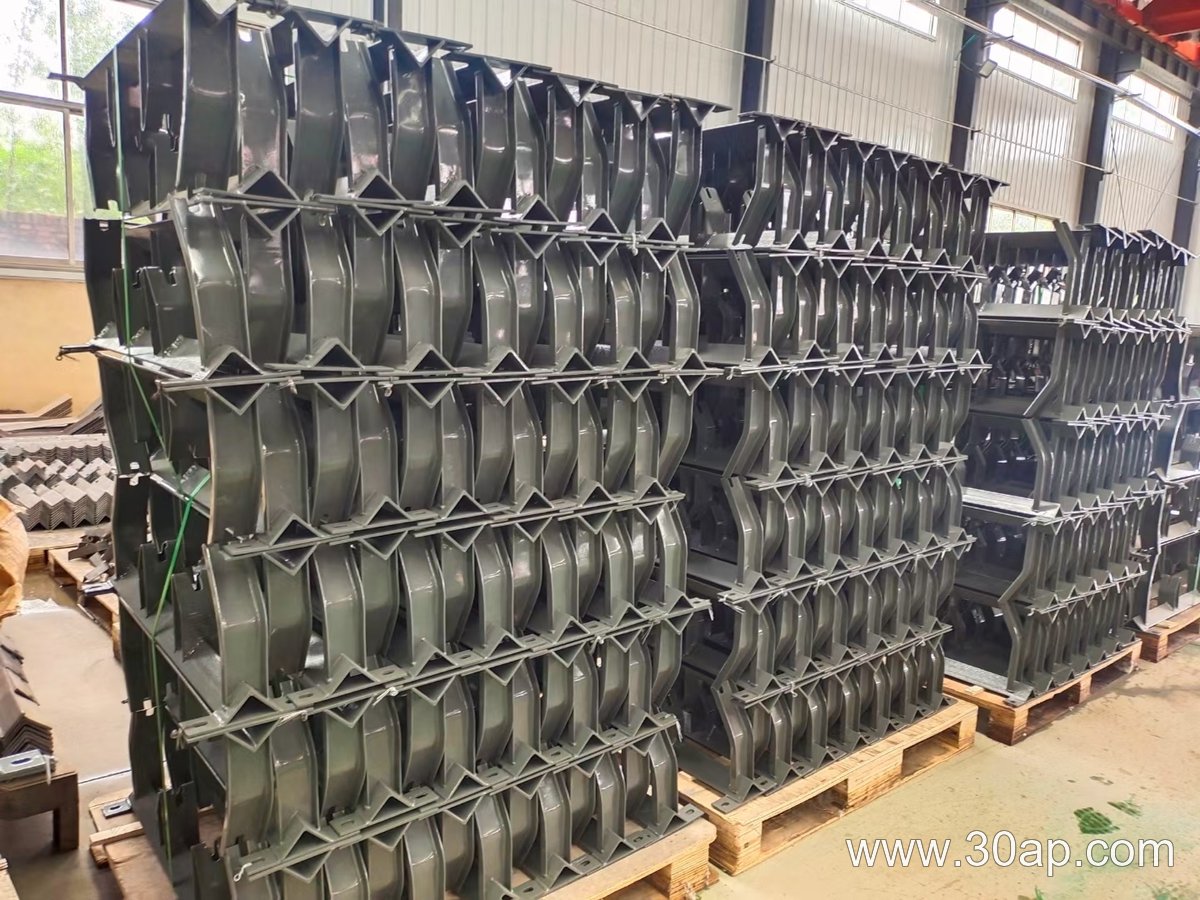 Heavy-Duty Conveyor Bracket